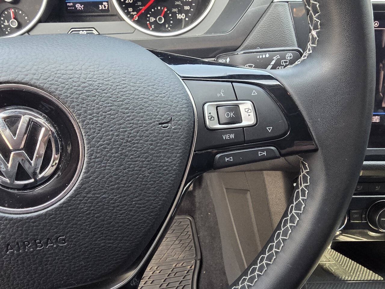 Used 2021 Volkswagen Tiguan S FWD image 14