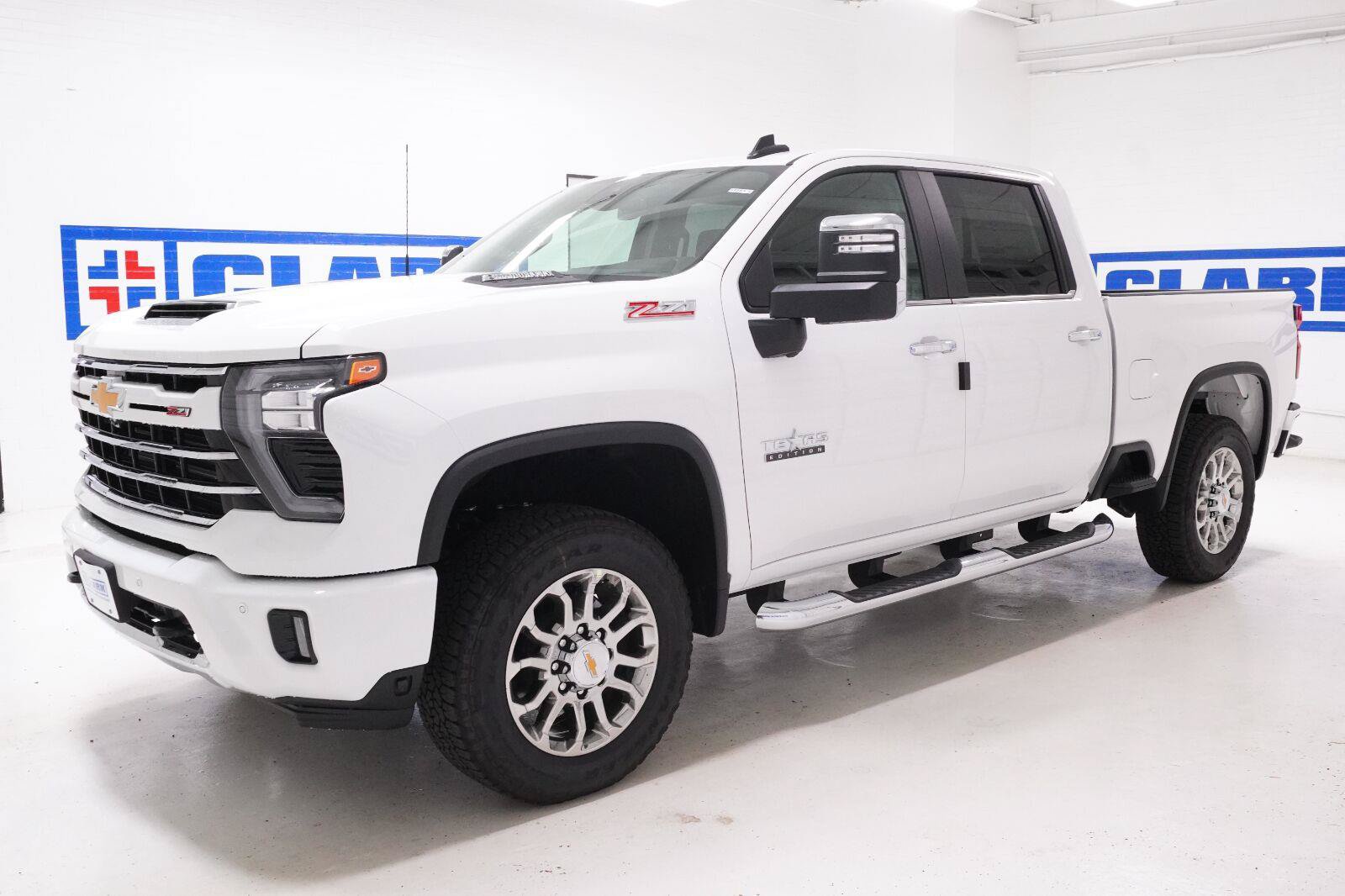New 2026 Chevrolet Silverado 2500 LT w/ Z71 Chrome Sport Edition AWD/4WD image 34