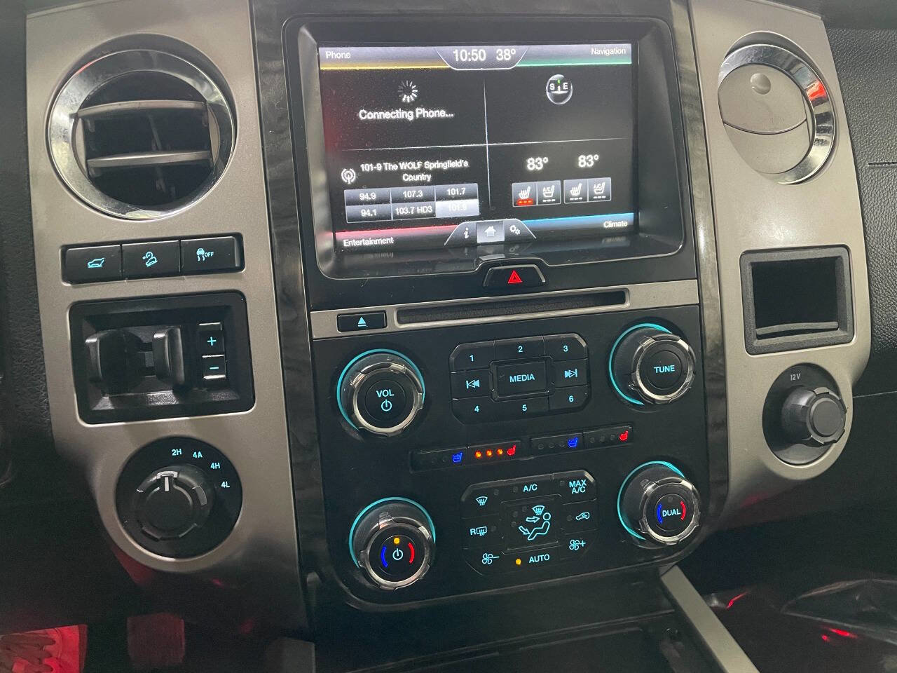 Used 2015 Ford Expedition Limited w/ Equipment Group 301A AWD/4WD image 40