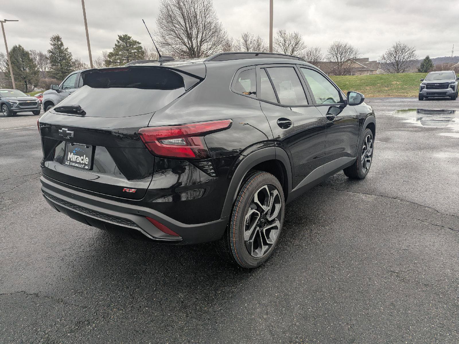 New 2026 Chevrolet Trax RS w/ Sunroof Package image 10