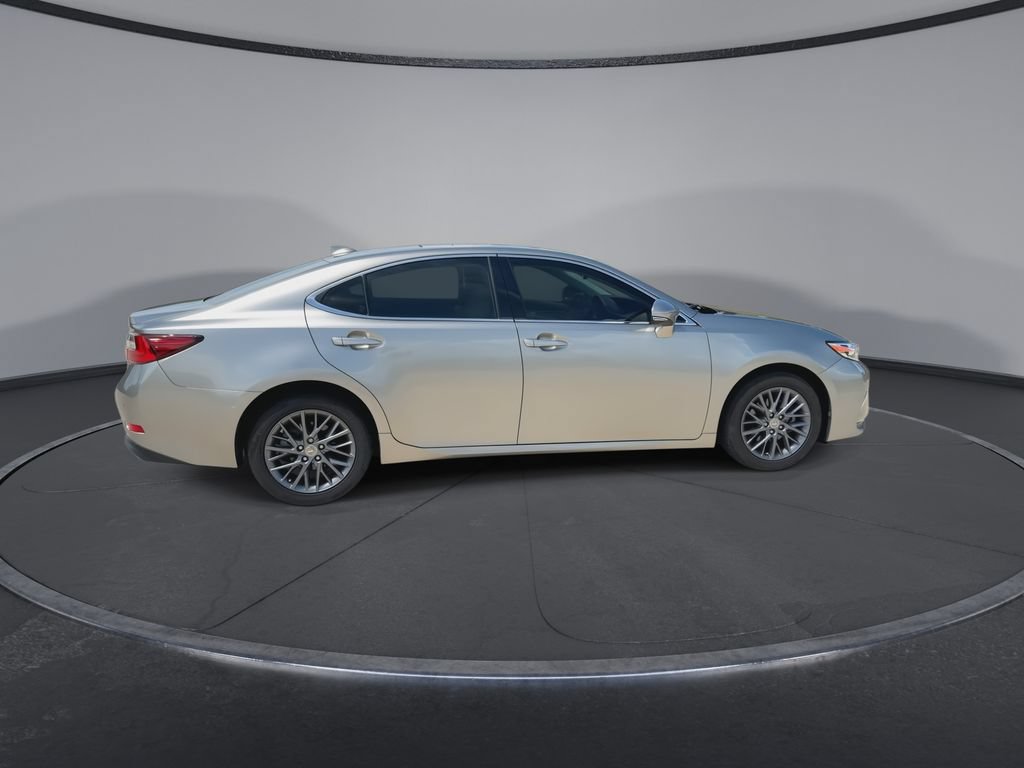 Used 2018 Lexus ES 350 w/ Premier Package FWD image 9