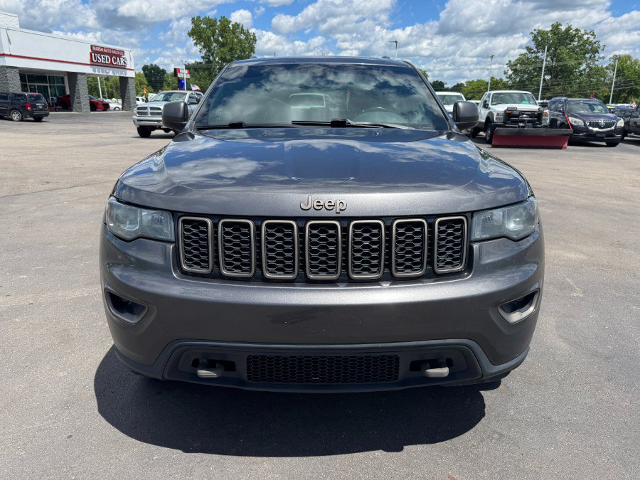 Used 2017 Jeep Grand Cherokee Laredo 75th Anniversary AWD/4WD image 8