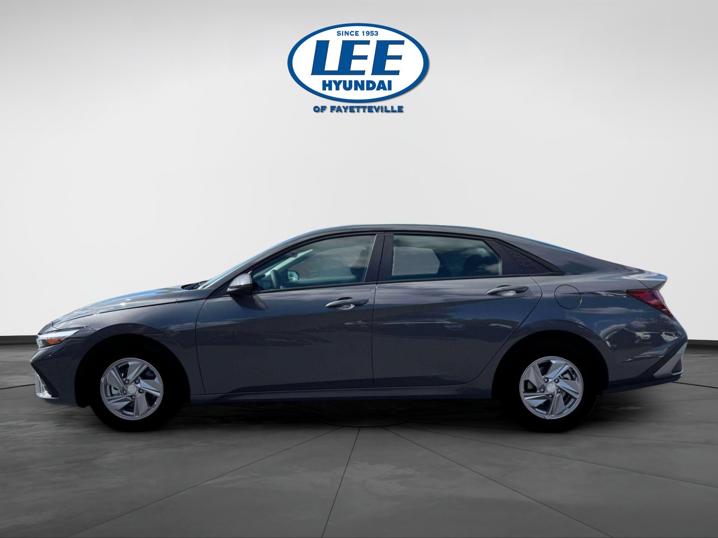 New 2026 Hyundai Elantra SE FWD image 9