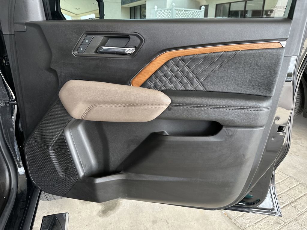 Certified 2023 GMC Canyon Denali image 43