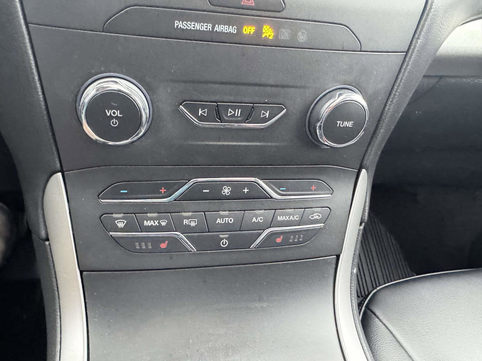 Used 2020 Ford Edge SEL w/ Convenience Package image 33