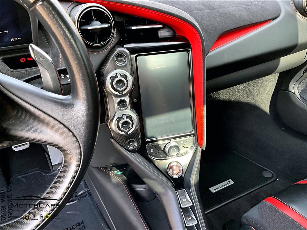 Used 2022 McLaren 720S Luxury image 8