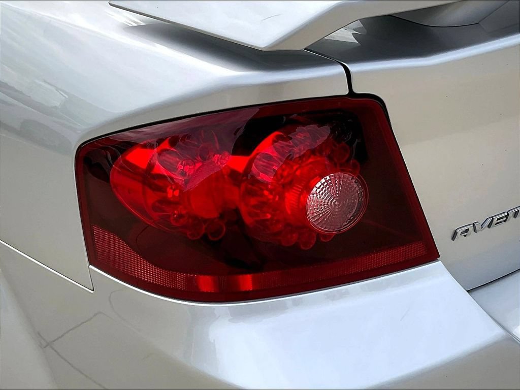 Used 2012 Dodge Avenger SXT Plus FWD image 23