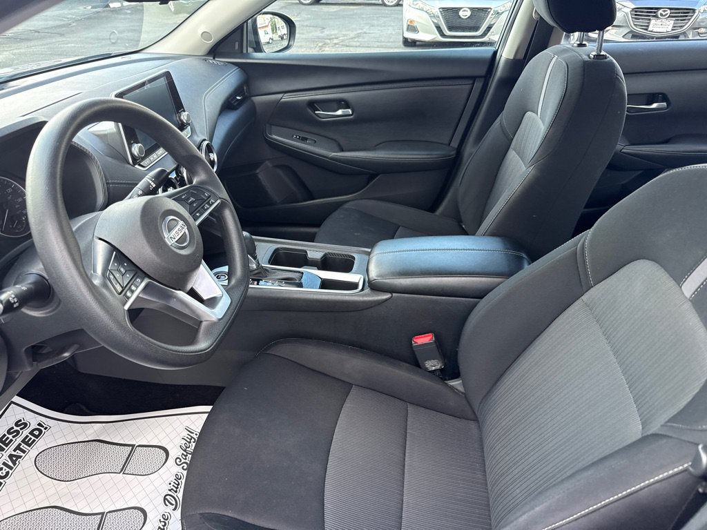 Used 2023 Nissan Sentra SV FWD image 11