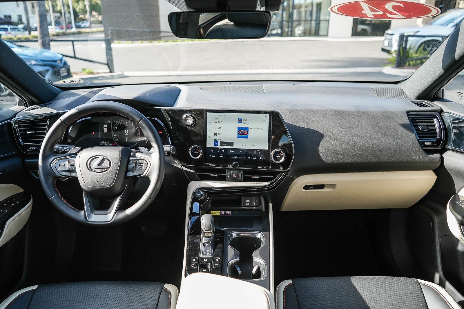 Used 2024 Lexus NX 350 AWD image 10