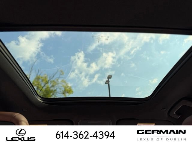 Used 2026 Lincoln Nautilus Reserve AWD/4WD image 23