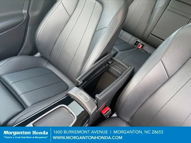 Used 2025 Mercedes-Benz CLA 250 4MATIC image 27
