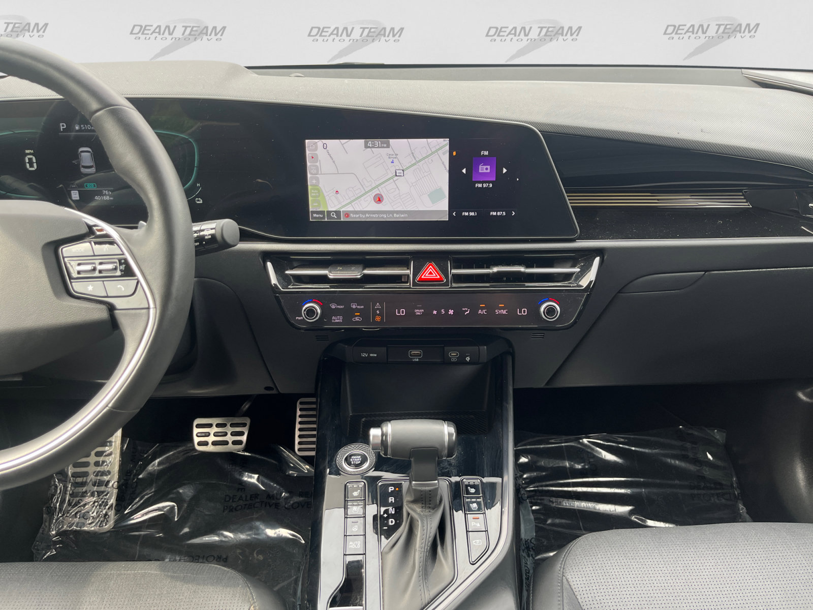 Used 2023 Kia Niro SX Touring FWD image 11