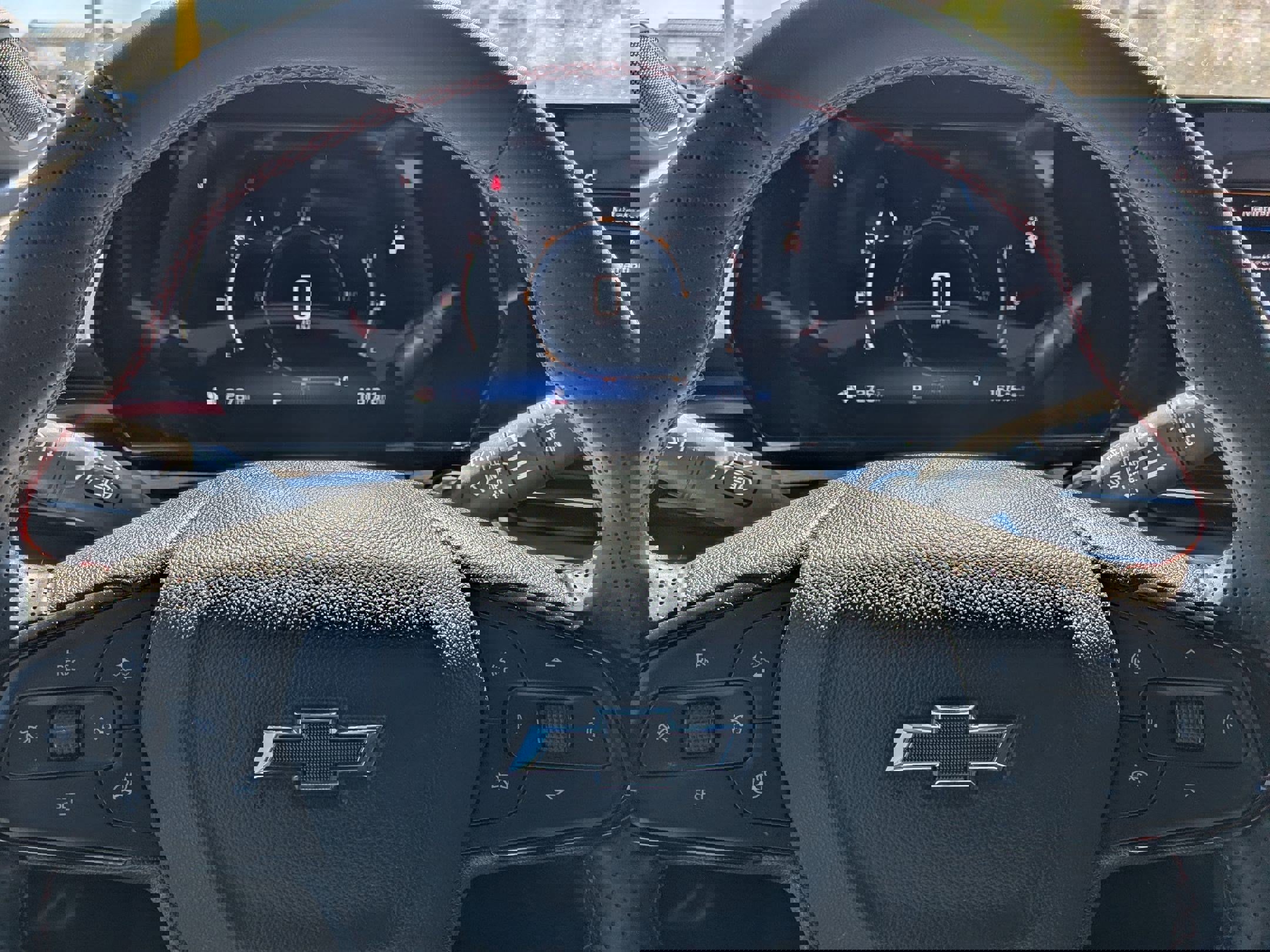 Used 2024 Chevrolet Trax RS w/ Sunroof Package image 19