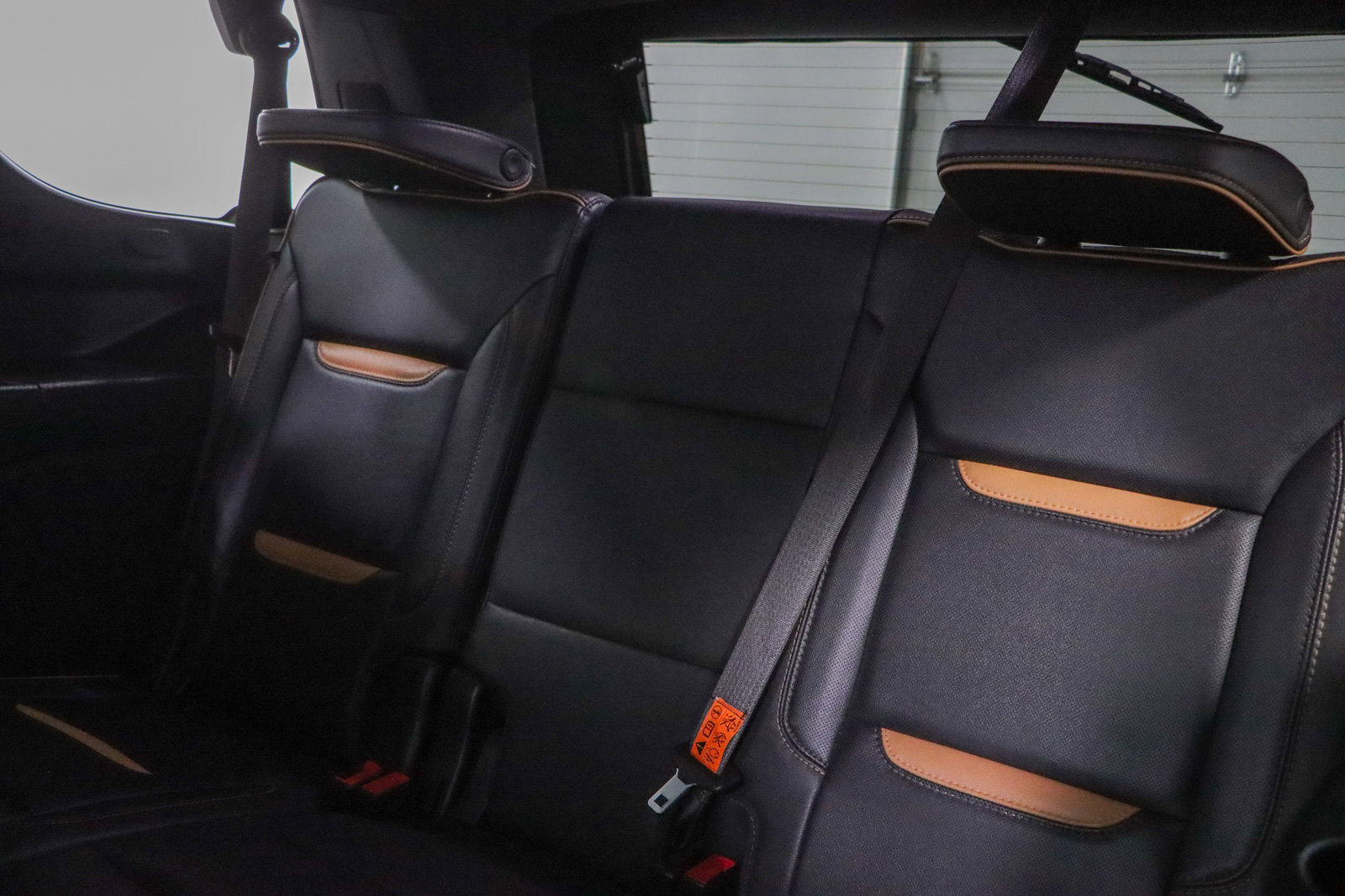 Used 2023 GMC Yukon AT4 AWD/4WD image 29