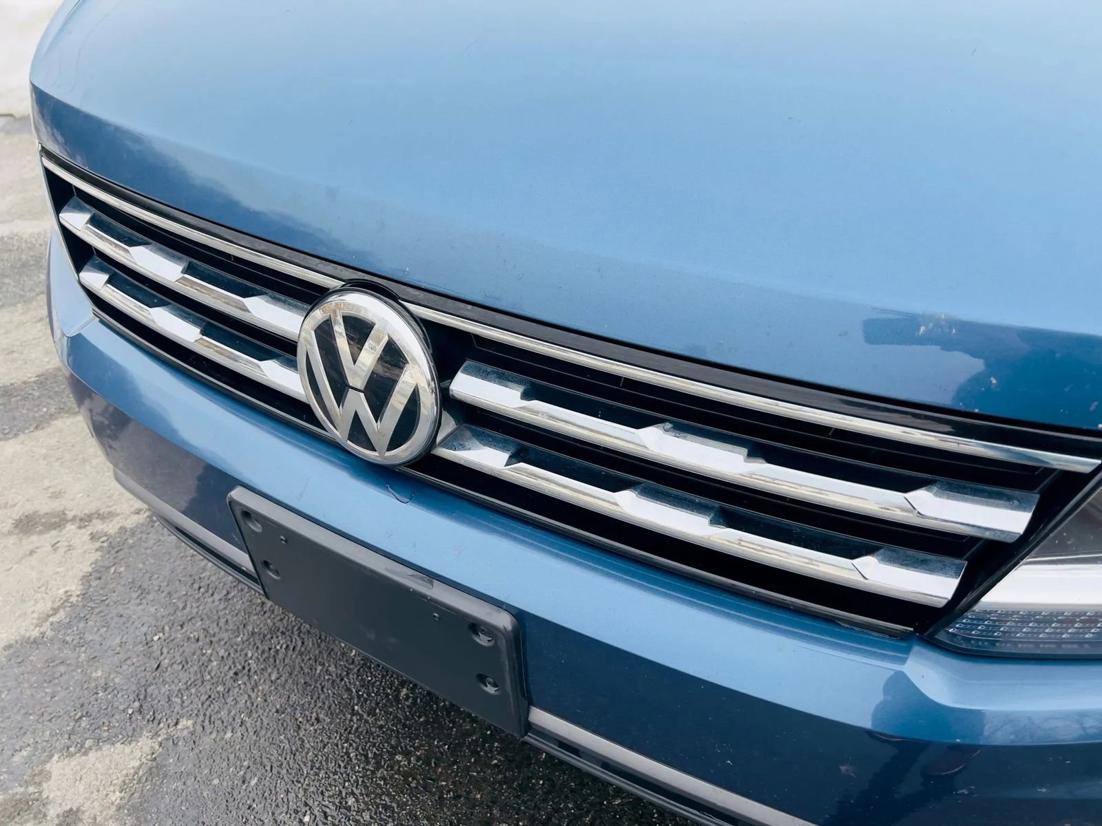 Used 2020 Volkswagen Tiguan S w/ 3rd Row Seat Package image 35