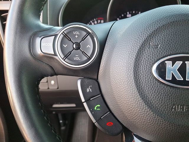 Used 2016 Kia Soul ! FWD image 21