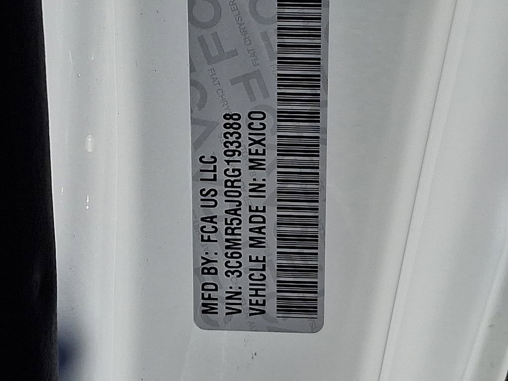 Used 2024 RAM 2500 Tradesman w/ Chrome Appearance Group image 27