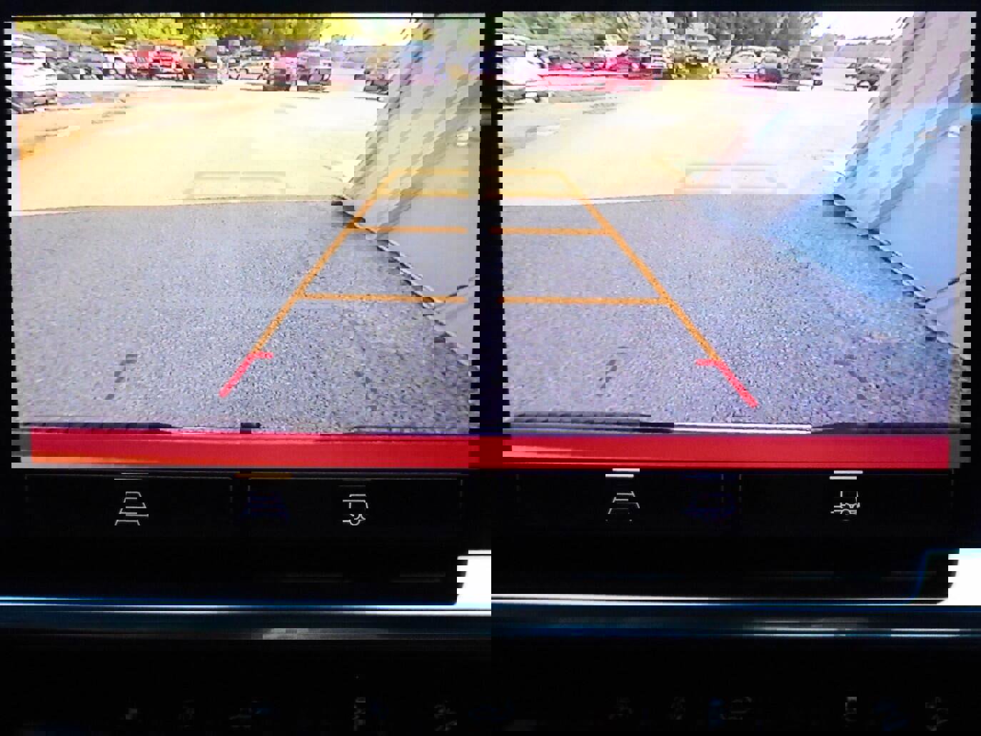 Used 2023 Chevrolet Silverado 1500 LT w/ Z71 Off-Road Package image 8