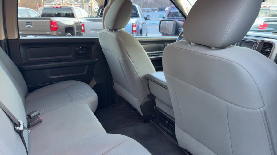 Used 2015 RAM 1500 Express AWD/4WD image 11