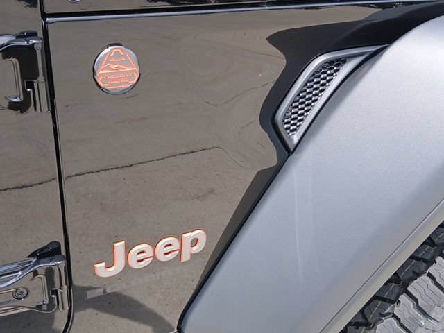 New 2026 Jeep Gladiator Mojave AWD/4WD image 27