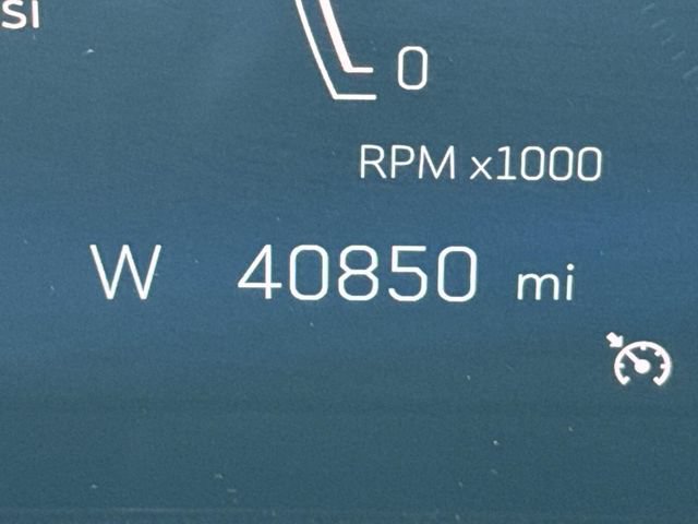 Certified 2024 Cadillac XT4 Sport FWD image 28