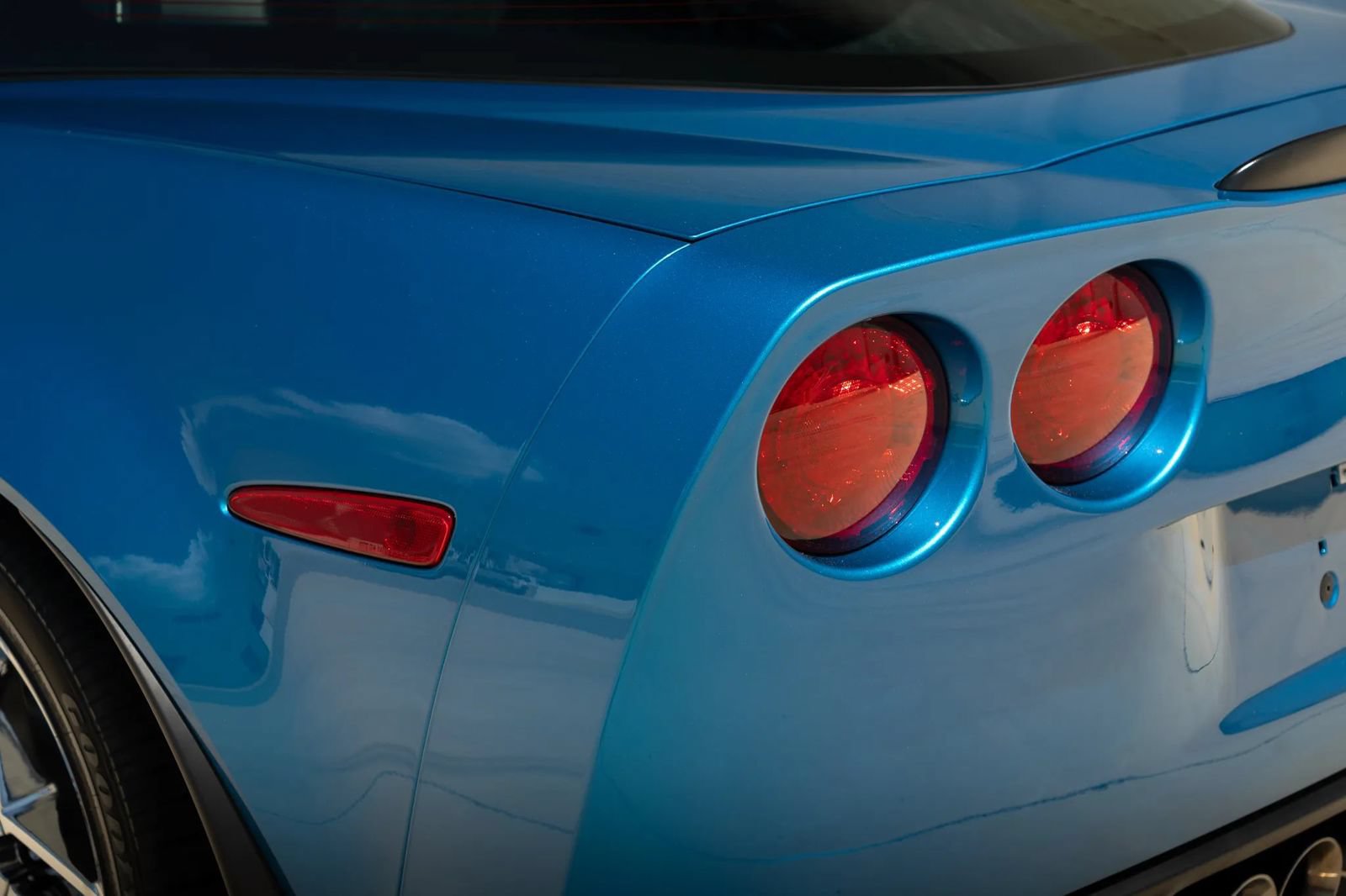 Used 2008 Chevrolet Corvette Z06 w/ Preferred Equipment Group RWD image 77