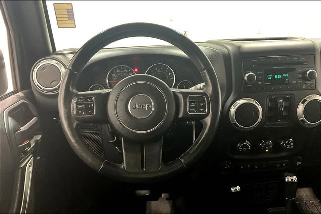 Used 2016 Jeep Wrangler Unlimited Rubicon w/ Dual Top Group image 8