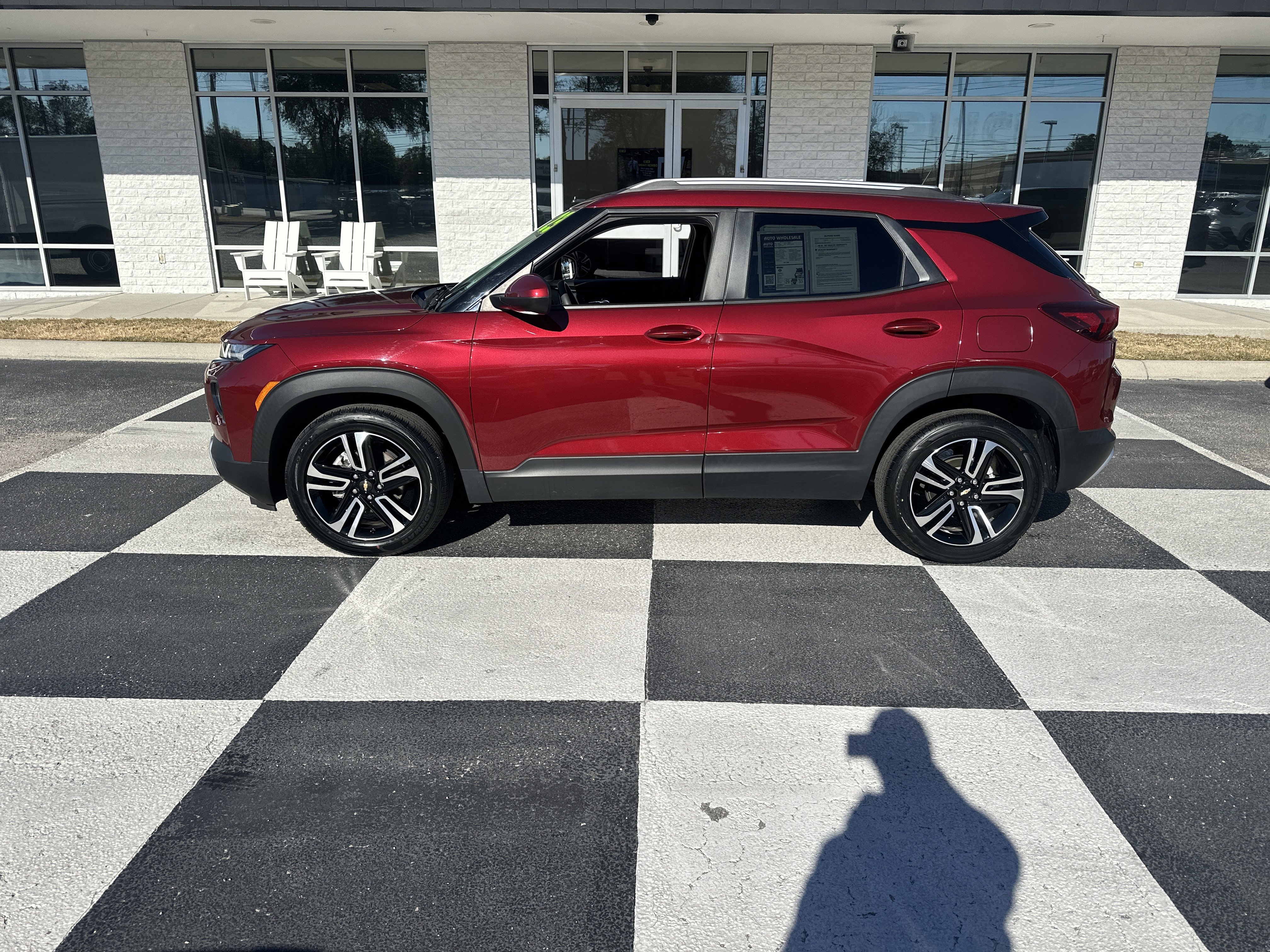 Used 2023 Chevrolet TrailBlazer LT w/ Convenience Package