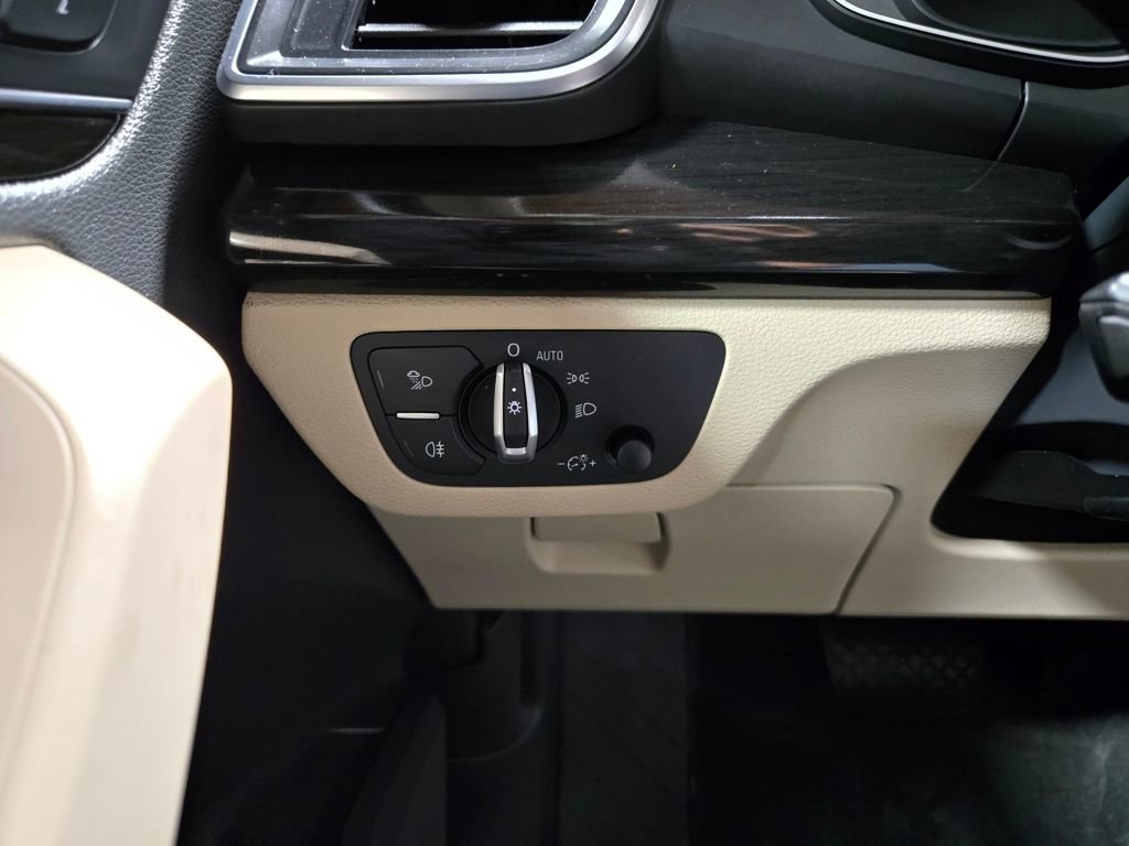 Used 2018 Audi Q5 2.0T Premium Plus w/ Premium Plus Package image 14