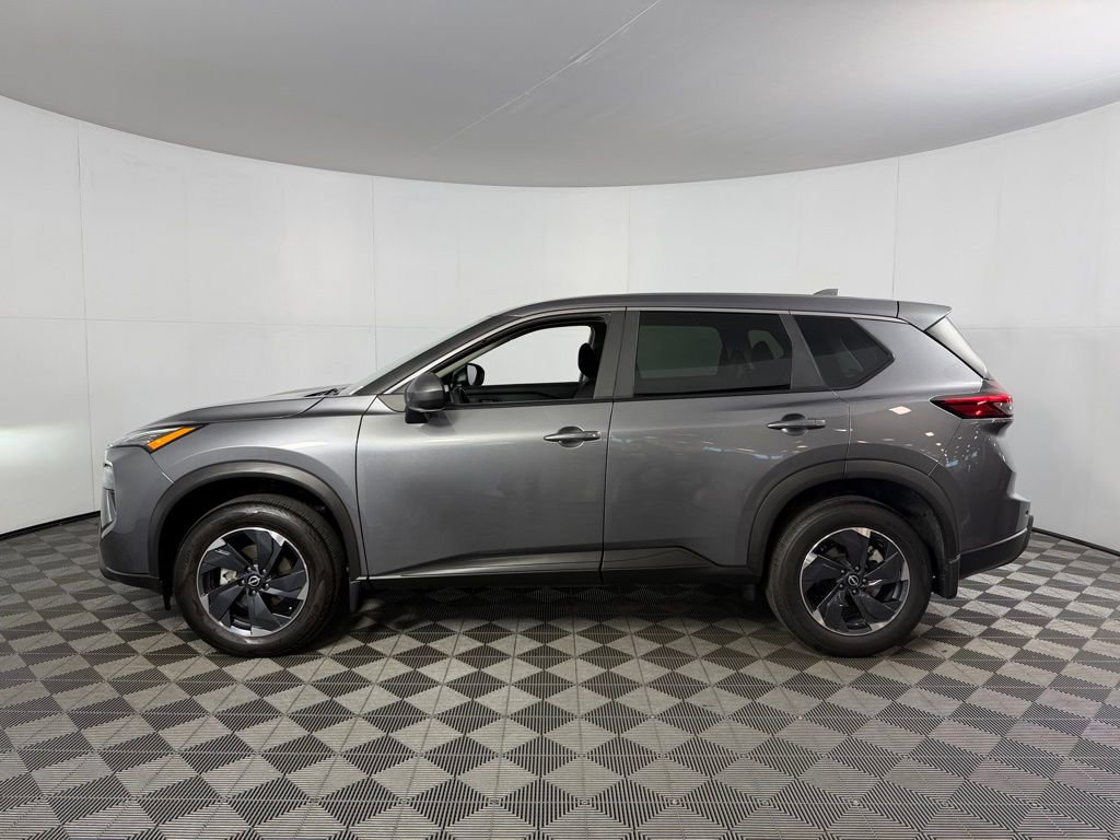 Used 2026 Nissan Rogue SV w/ Cold Weather Package image 10