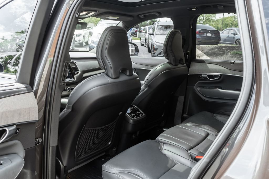 Used 2024 Volvo XC90 B6 Ultimate w/ Protection Package Premier AWD/4WD image 25