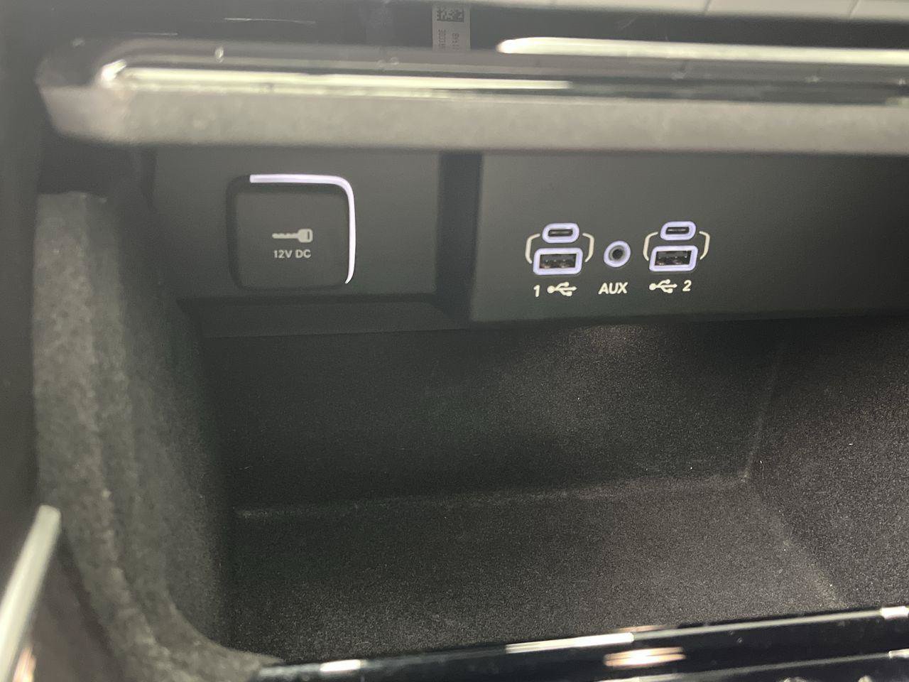Used 2023 Jeep Wagoneer 4WD w/ Premium Group I image 27