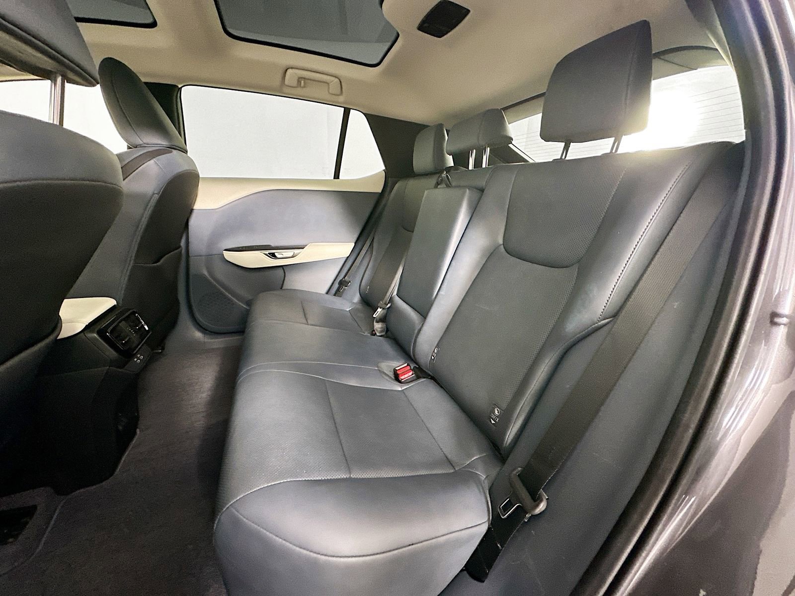 Used 2023 Lexus RZ 450e Premium w/ Technology Package image 25