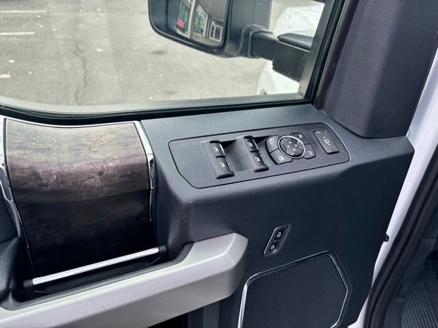 Used 2022 Ford F250 Lariat image 12