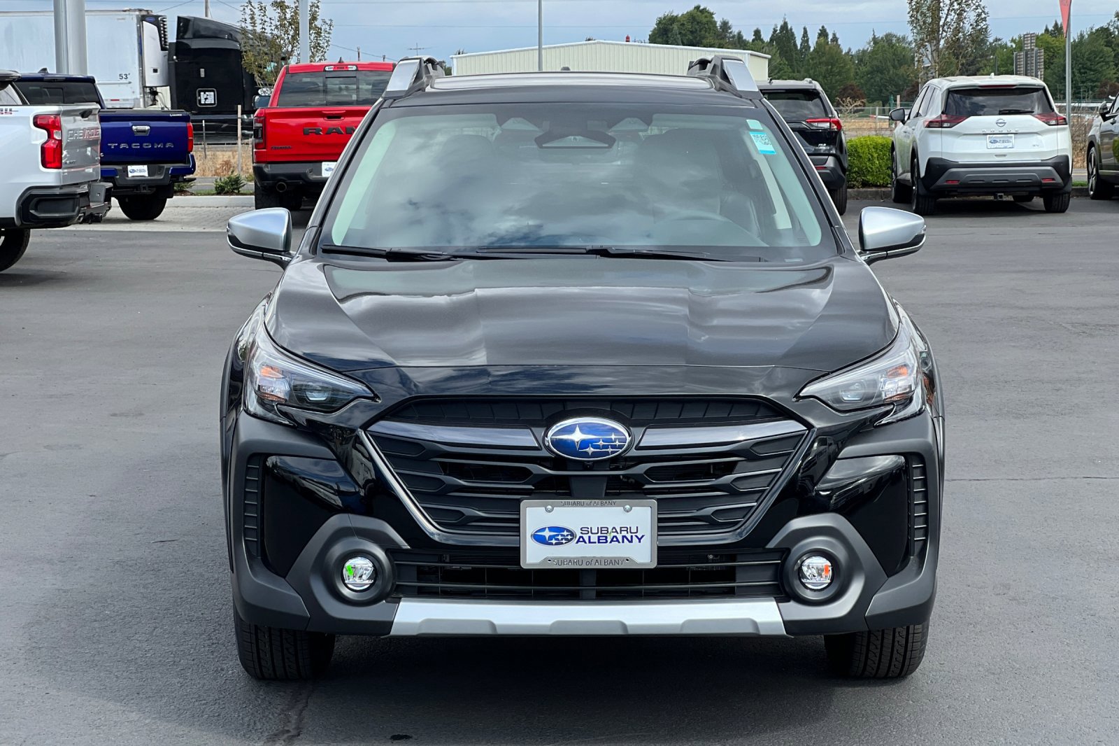 New 2025 Subaru Outback Touring w/ Popular Package #2 image 9