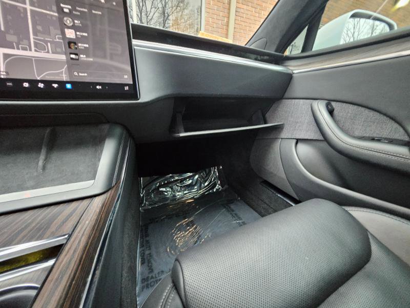 Used 2022 Tesla Model S AWD image 55