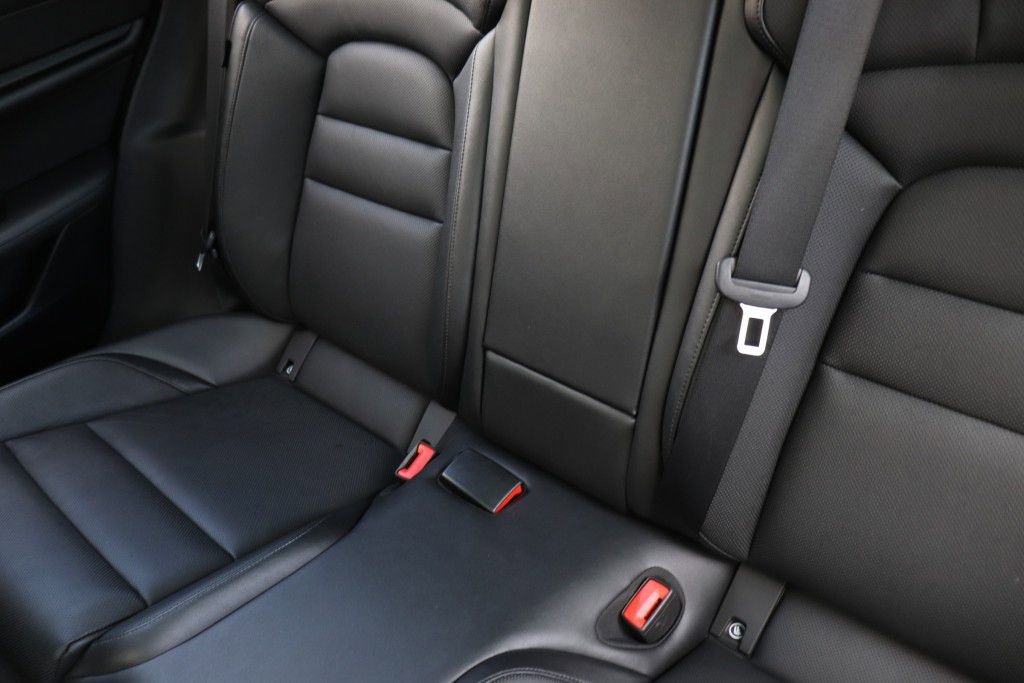 Used 2020 Porsche Taycan 4S image 68