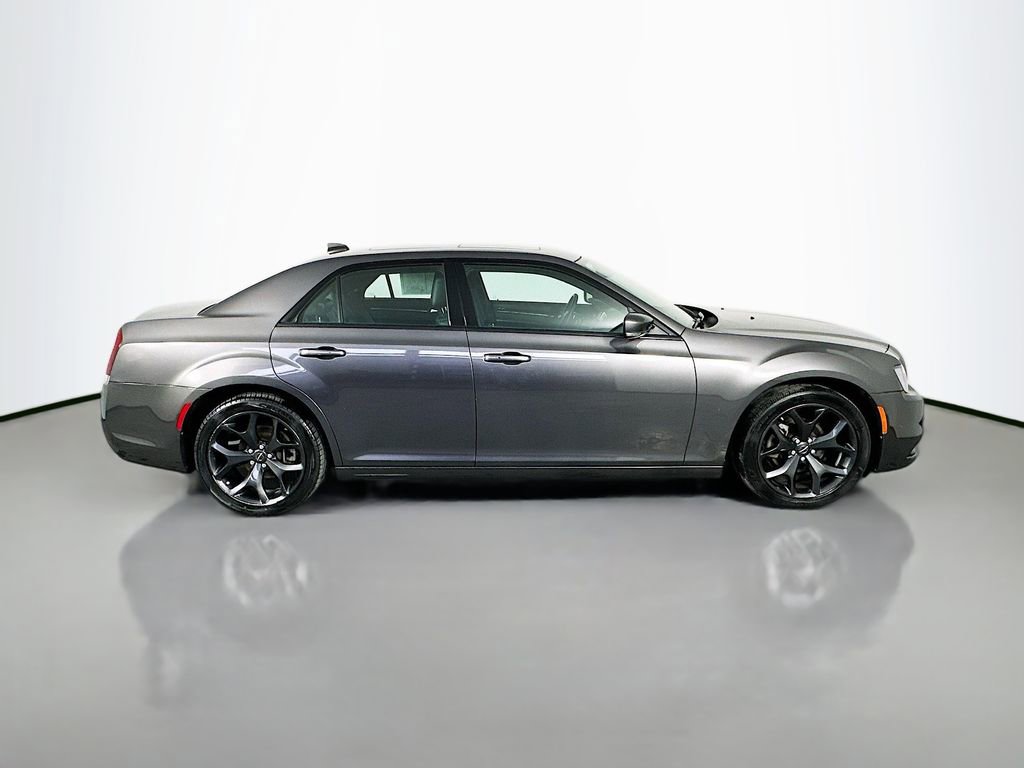 Used 2023 Chrysler 300 S RWD image 8