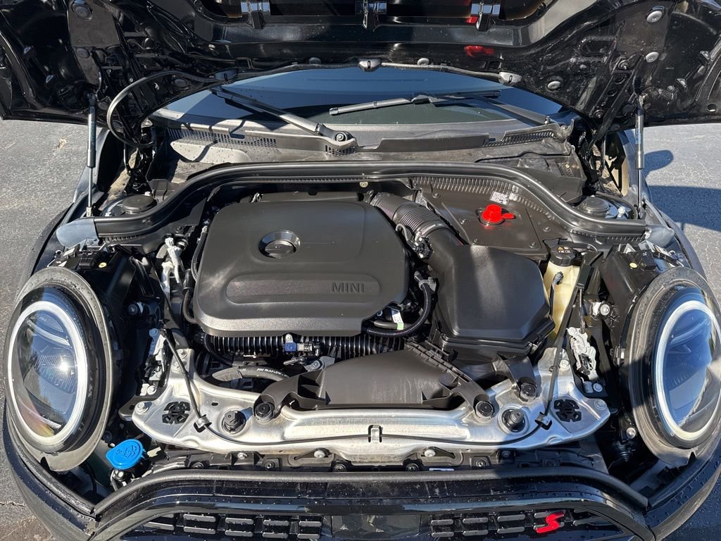 Certified 2025 MINI Cooper S image 16