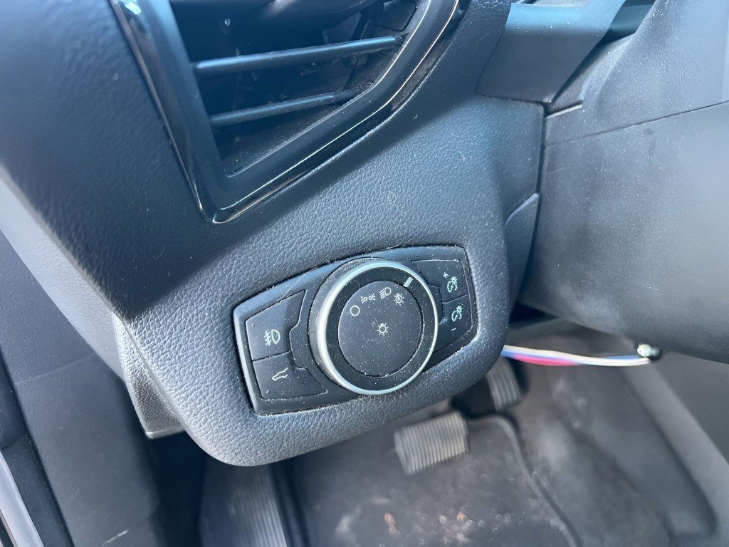 Used 2017 Ford Escape Titanium image 23