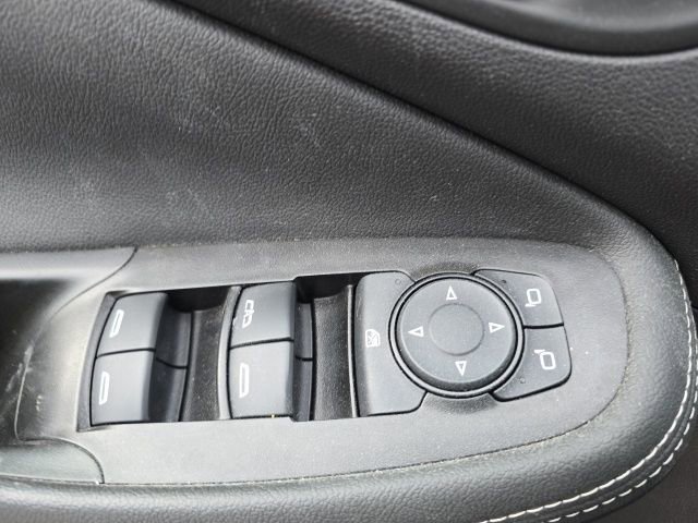 Used 2023 Buick Encore GX Essence w/ Experience Buick Package image 9