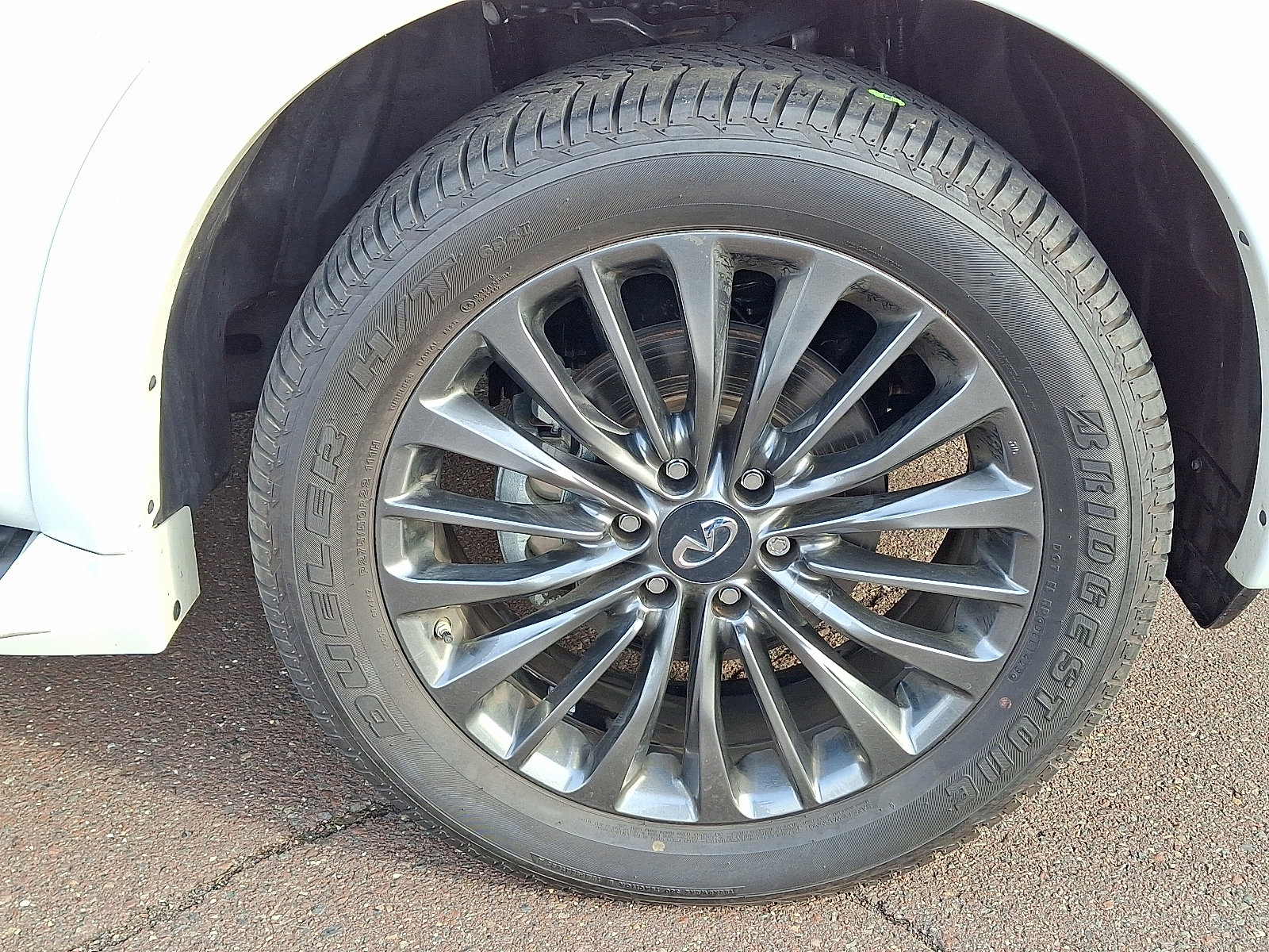 Certified 2024 INFINITI QX80 Premium Select w/ Cargo Package image 8