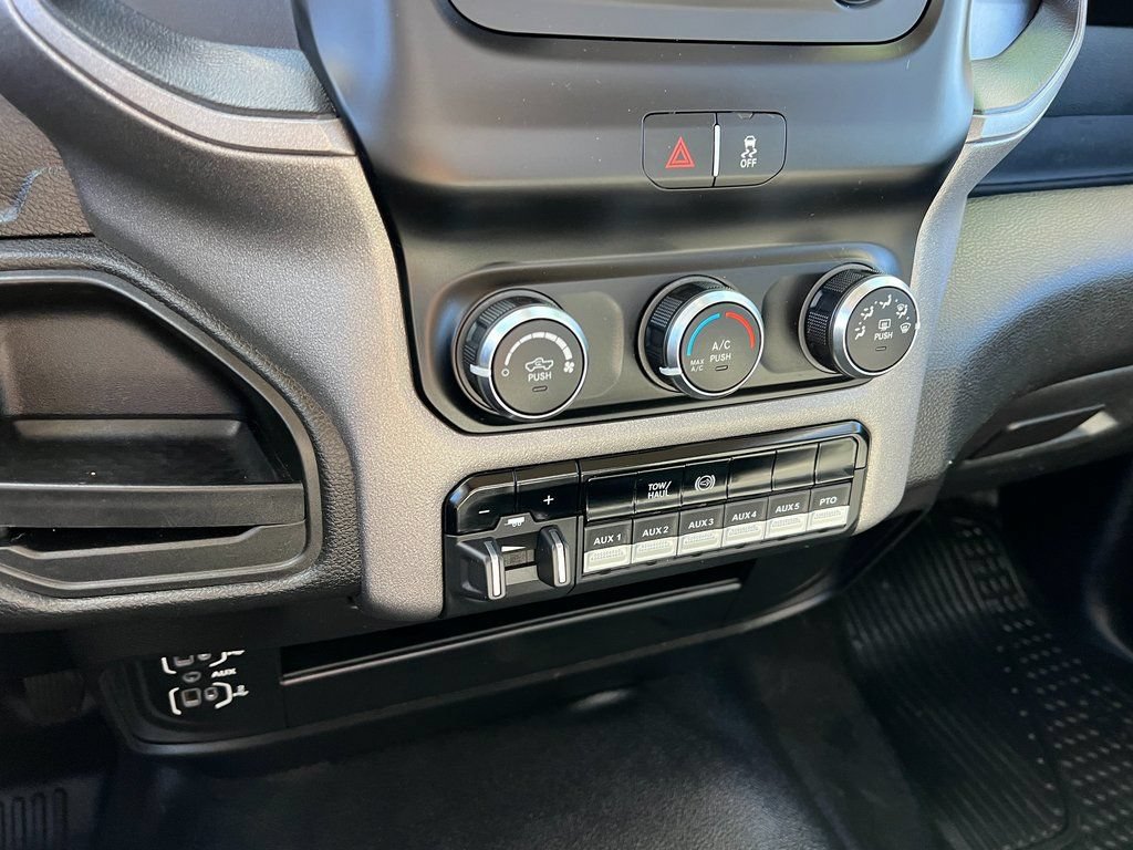 Used 2020 RAM 4500 Tradesman RWD image 22