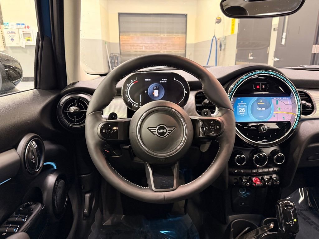 Used 2024 MINI Cooper S image 23