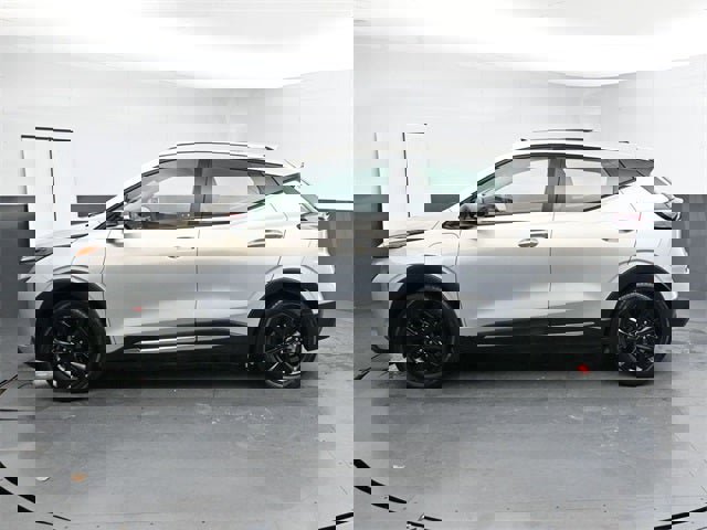 Used 2023 Chevrolet Bolt EUV Premier w/ Sun & Sound Package image 9