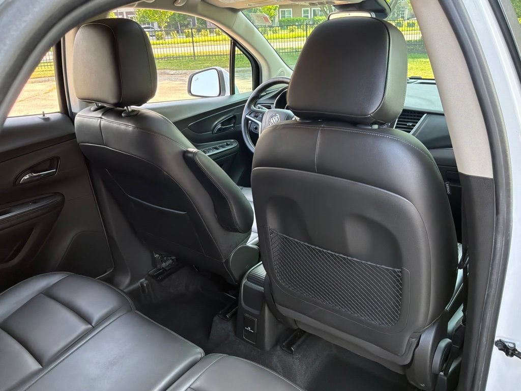 Used 2018 Buick Encore Essence w/ Experience Buick Package AWD/4WD image 41