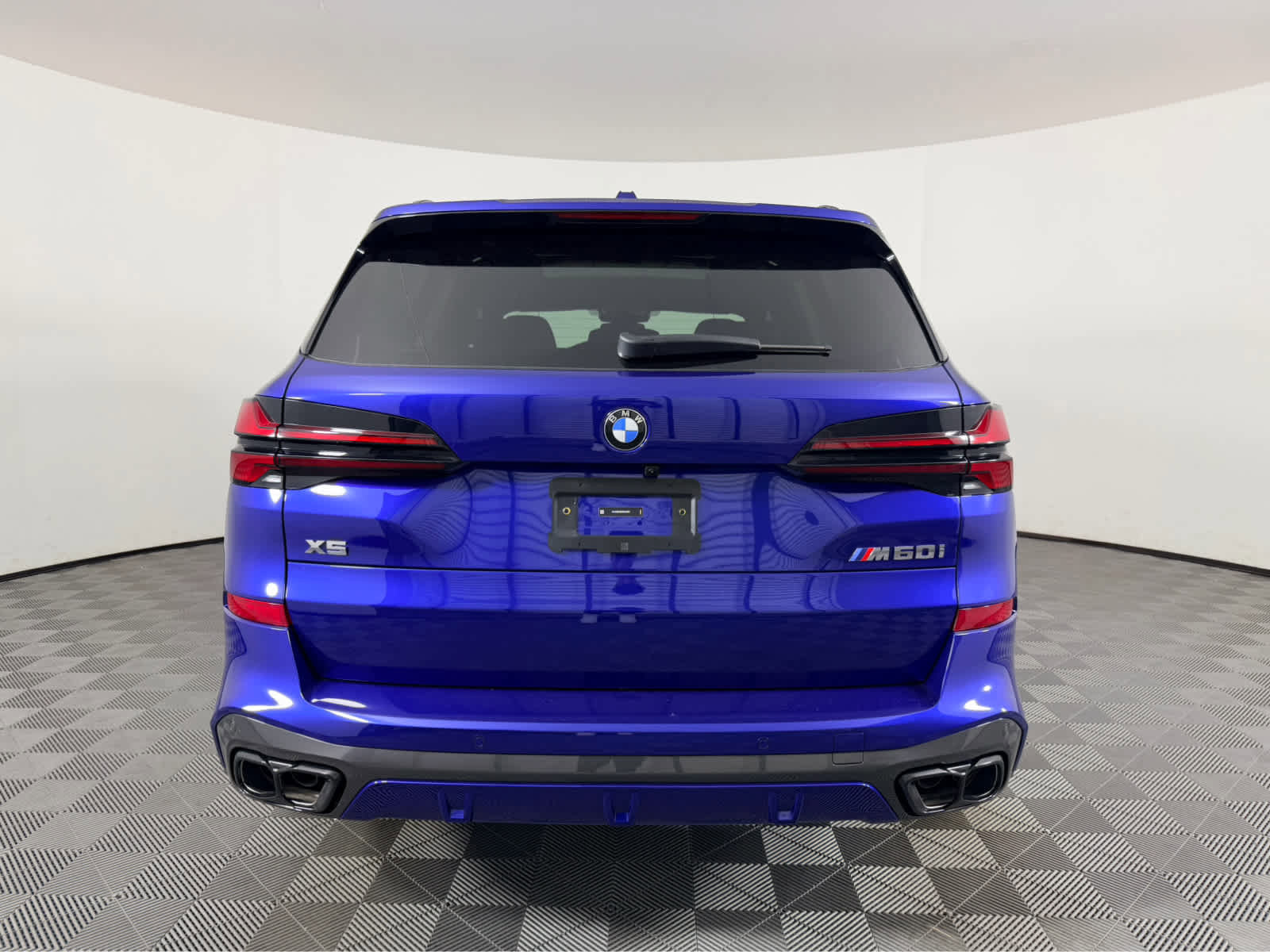 New 2026 BMW X5 M60i image 5