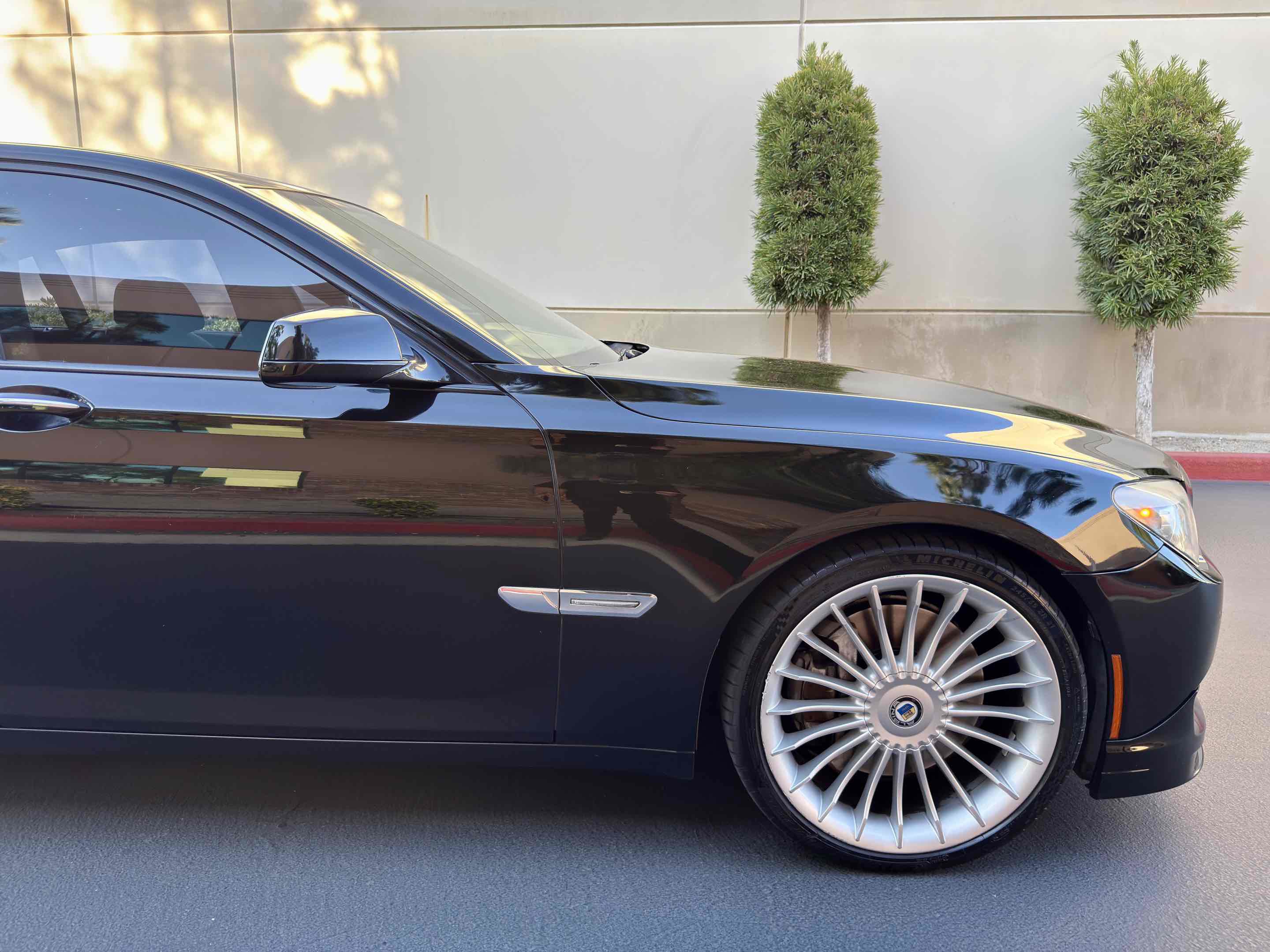 Used 2012 BMW ALPINA B7 image 28