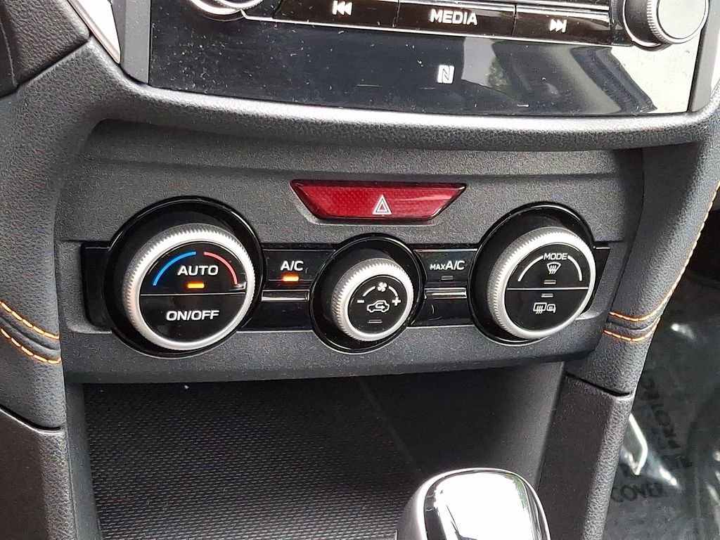 Certified 2023 Subaru Crosstrek 2.5i Limited w/ Moonroof Package AWD/4WD image 17