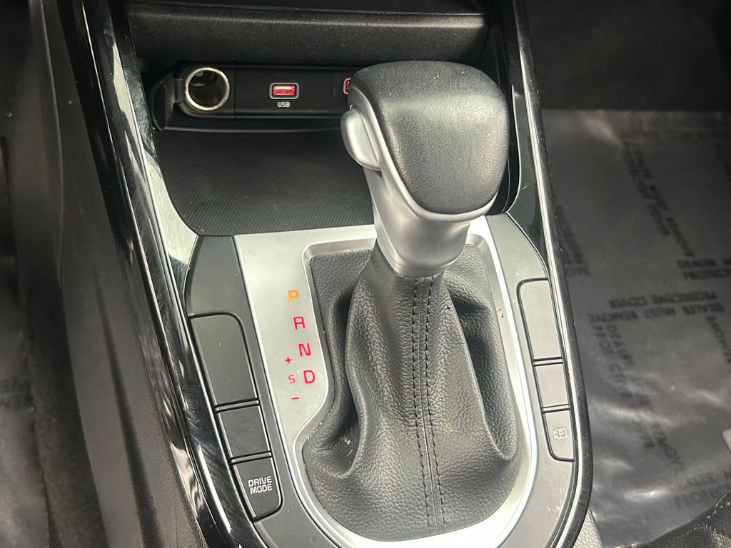 Used 2023 Kia Forte GT-Line image 22